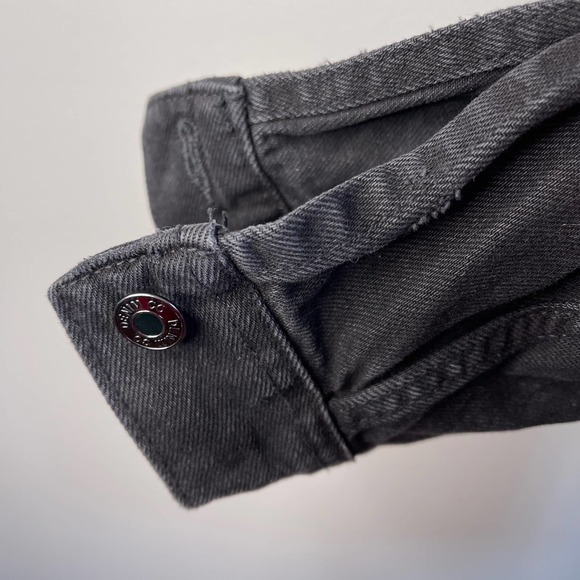 Oversized Jean Distressed Denim Jacket 100% Cotton Size 2 Pockets - Picture 3 of 16